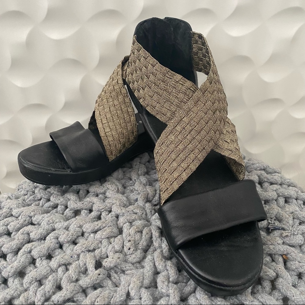 bernie mev. metallic strap sandals